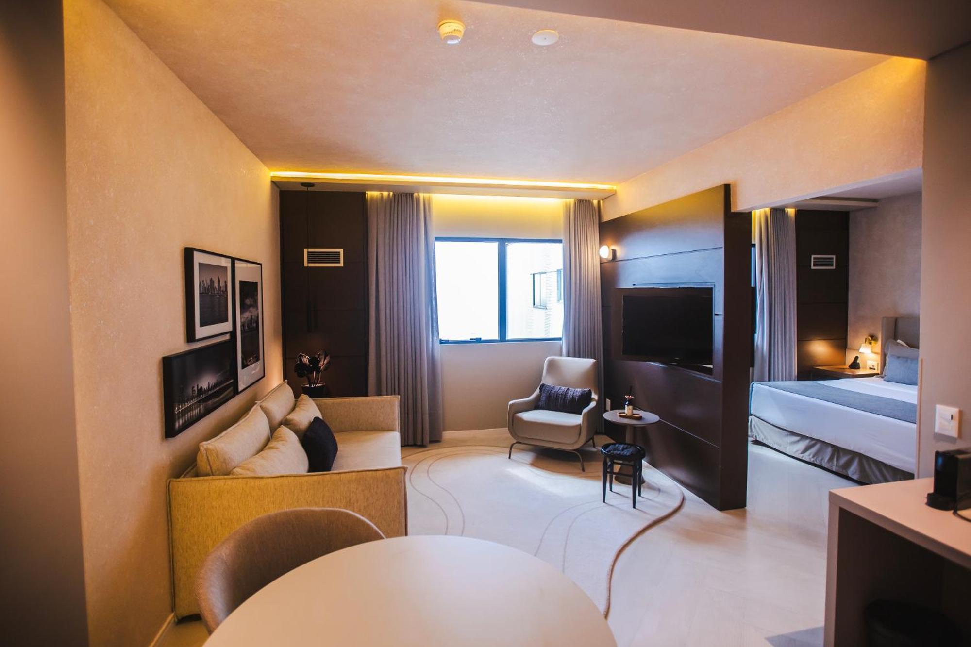 Hotel Mercure Camboriu 4*